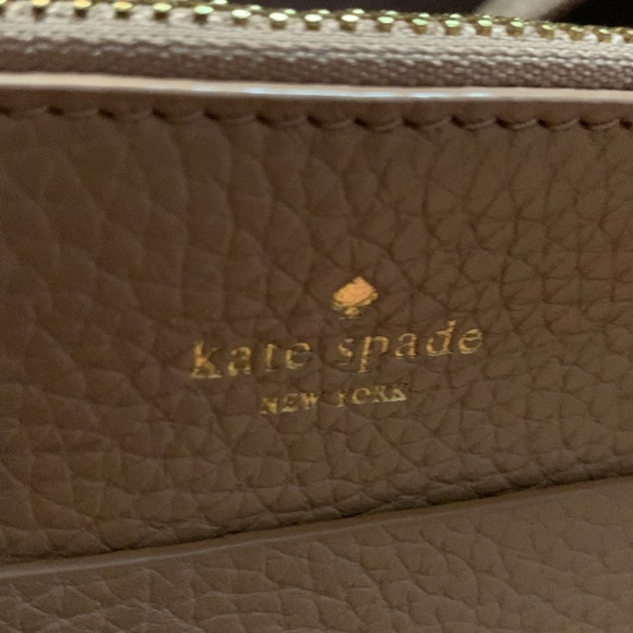 Kate Spade Crossbody - Picture 2 of 4